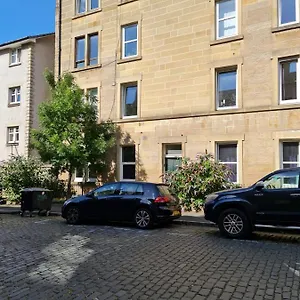 Guest house Cathcart Place, Edinburgh